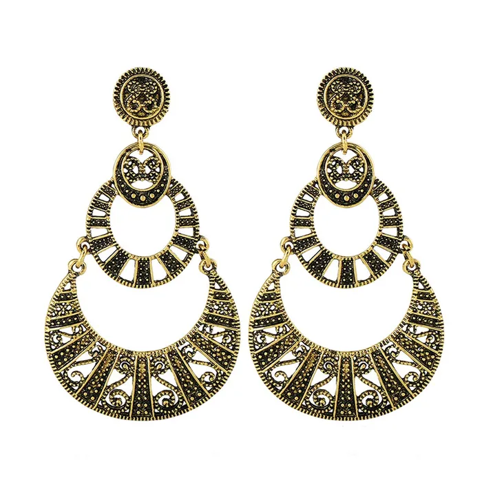 Yellow Chimes Golden Oxidized Alloy Chandbali Earring for Women Girls Yellow Chimes Bracelets Yellow Chimes Golden Oxidized Alloy Chandbali Earring for Women Girls Yellow Chimes Bracelets